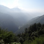 Vue de la vallée entre les villages d'Himalaya et de Sinuwa.