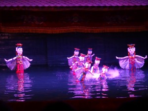 Spectacle traditionnel vietnamien : les marionnettes d'eau.
