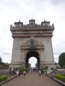 L'arc de triomphe de Vientiane.