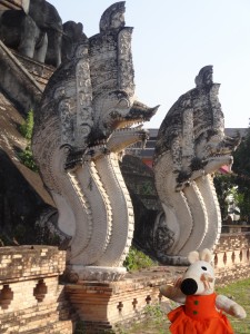 Les gardiens d'un temple de Chiang Mai.