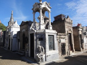 Quelques uns des mausolées du cimetière de la Recoleta.