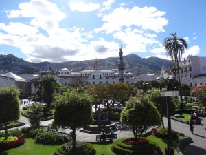 La plaza de la independencia, la place centrale de Quito.